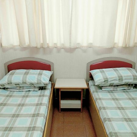 Po Wah Hotel Kowloon  Buitenkant foto